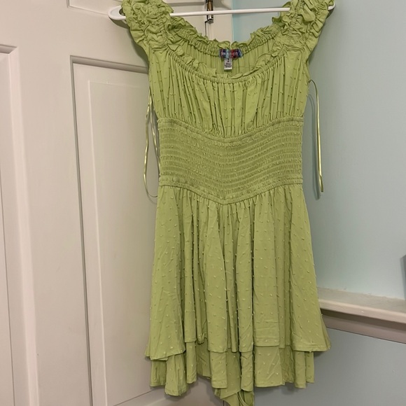 Urban outfitters green dress/romper - Picture 2 of 4